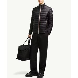 Moncler - Daniel Short Down Jacket / black / Small